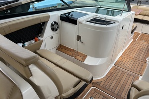FUN DREAM 35ft Sea Ray Yacht For Sale