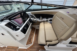 FUN DREAM 35ft Sea Ray Yacht For Sale