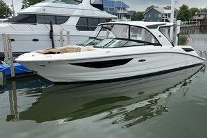 FUN DREAM 35ft Sea Ray Yacht For Sale