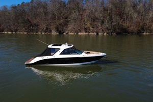 PRICED TO SELL  40ft Sea Ray Yacht For Sale