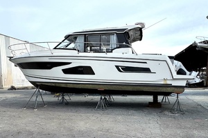 Bohemian 34ft Jeanneau Yacht For Sale