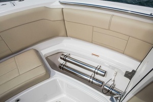 34ft Pursuit Yacht For Sale