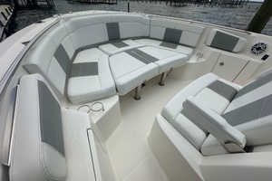 34ft Pursuit Yacht For Sale