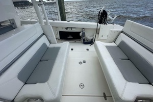 34ft Pursuit Yacht For Sale