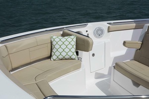 34ft Pursuit Yacht For Sale