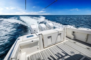 40FT (12M) PURSUIT