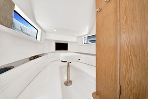40FT (12M) PURSUIT