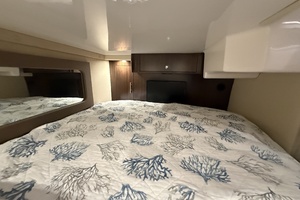 35ft Regal Yacht For Sale
