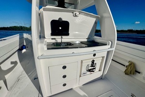 37ft Intrepid Yacht For Sale