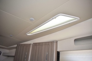 35ft Regal Yacht For Sale