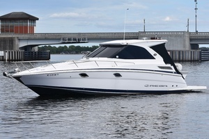 35ft Regal Yacht For Sale