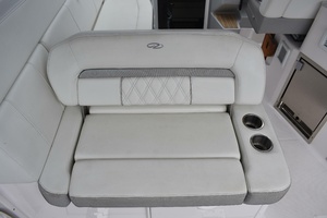 35ft Regal Yacht For Sale