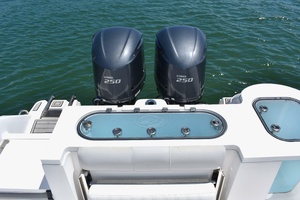 28ft Sea Fox Yacht For Sale