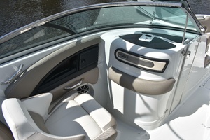 25ft Crownline Yacht For Sale