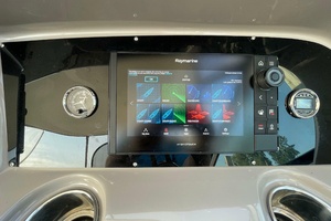 Photo 7246995 for 2019 Rinker EX 370  