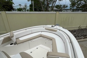 24ft Robalo Yacht For Sale