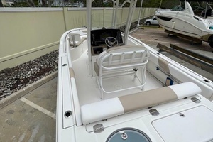 24ft Robalo Yacht For Sale
