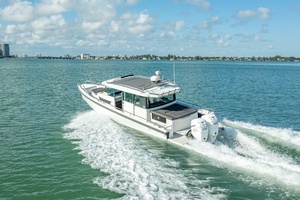 37ft Axopar Yacht For Sale