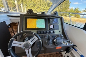  2018 Azimut Atlantis 43 Yacht For Sale in Coconut Grove FL