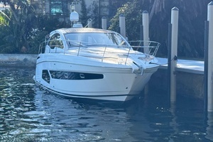  2018 Azimut Atlantis 43 Yacht For Sale in Coconut Grove FL