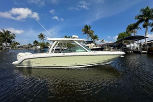 32ft Boston Whaler Yacht For Sale