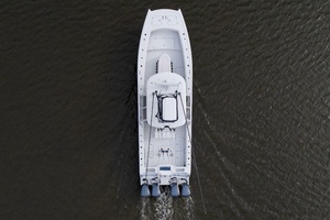 37FT (11M) FREEMAN Worth Avenue Yachts