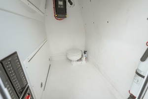 37FT (11M) FREEMAN