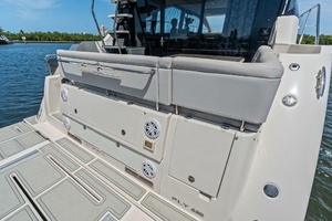 46FT (14M) SEA RAY