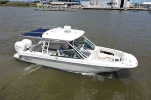 27ft Boston Whaler Yacht For Sale