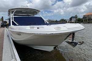 27ft Boston Whaler Yacht For Sale