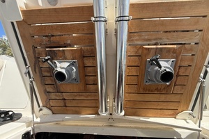 42FT (12M) BOSTON WHALER