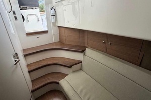 42FT (12M) BOSTON WHALER