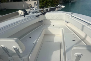 Yacht for sale 39FT (11M) INVINCIBLE