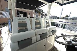 35ft Boston Whaler Yacht For Sale