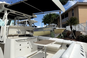35ft Boston Whaler Yacht For Sale
