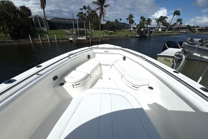 35ft Boston Whaler Yacht For Sale