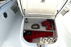 35ft Boston Whaler Yacht For Sale