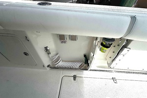 35ft Boston Whaler Yacht For Sale