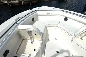 35ft Boston Whaler Yacht For Sale