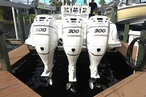 35ft Boston Whaler Yacht For Sale