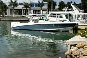 35ft Boston Whaler Yacht For Sale