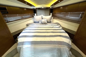 45ft Cruisers Yachts Yacht For Sale