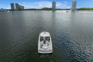 Party of 5 34ft Monterey Yacht For Sale