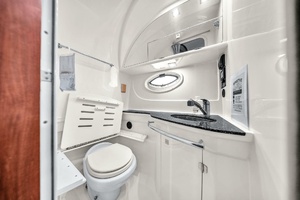 Party of 5 34ft Monterey Yacht For Sale