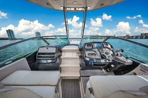 Party of 5 34ft Monterey Yacht For Sale
