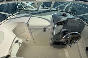 24ft Wellcraft Yacht For Sale