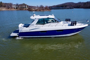 RADICAL PHYSICS yacht for sale