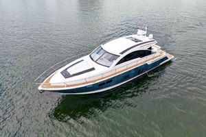 MARI CRUZ Worth Avenue Yachts