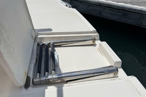 32ft Monterey Yacht For Sale