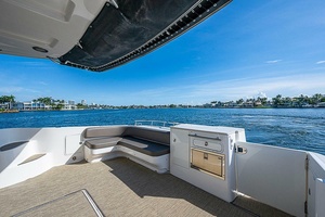 52FT (15M) SEA RAY
